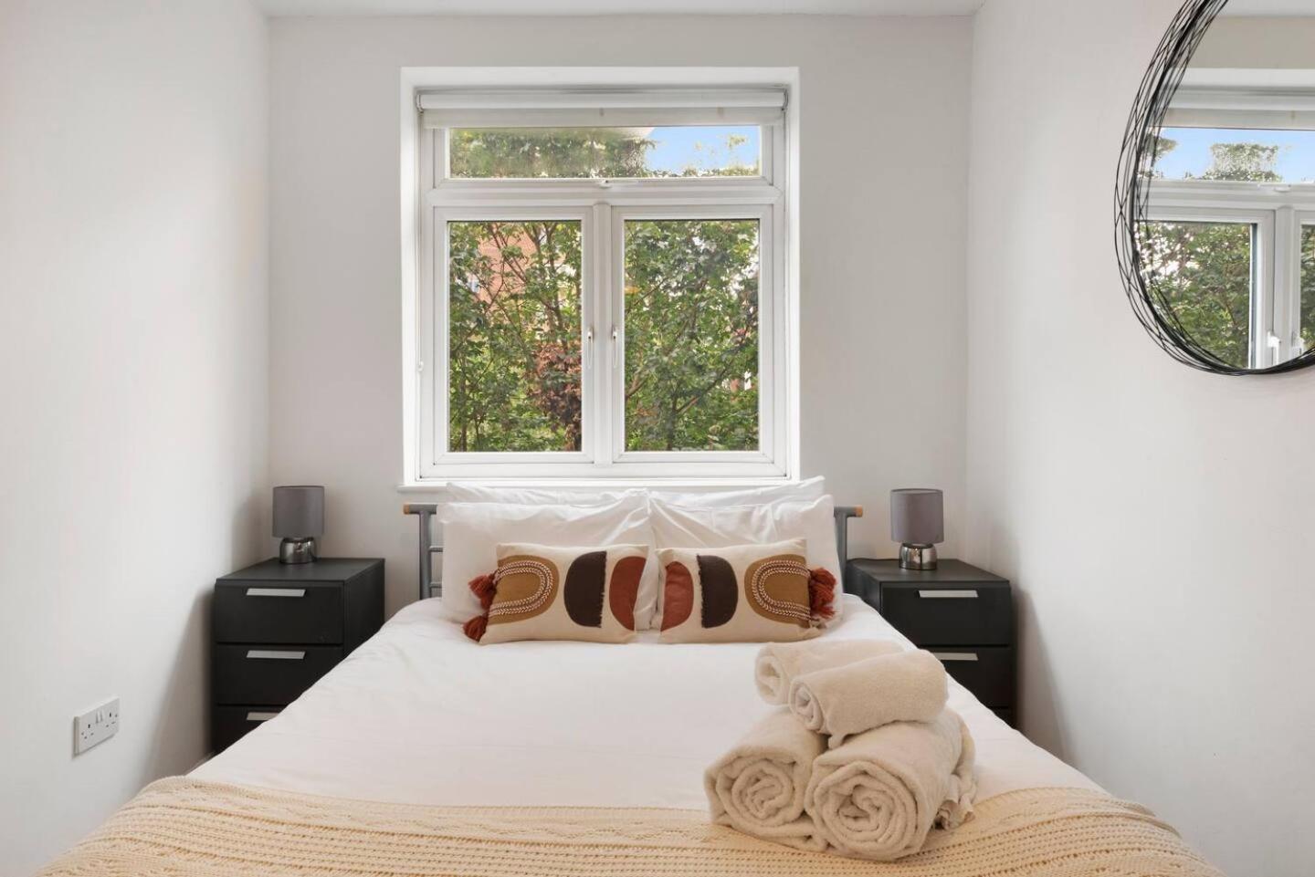 2 Bed Apartment- Finsbury Park Station B London Exterior photo